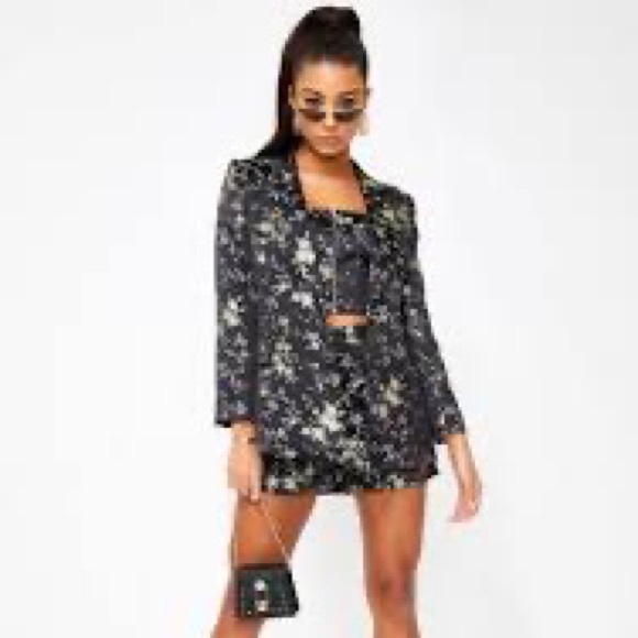 Like New Lioness Bohemian Rhapsody Satin Blazer - Picture 5 of 12